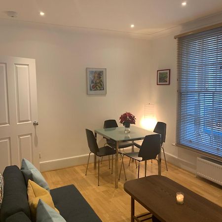 Beautiful One Bedroom Flat In The Heart Of Notting Hill Gate ลอนดอน ภายนอก รูปภาพ