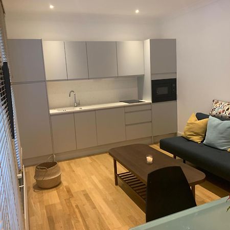 Beautiful One Bedroom Flat In The Heart Of Notting Hill Gate ลอนดอน ภายนอก รูปภาพ