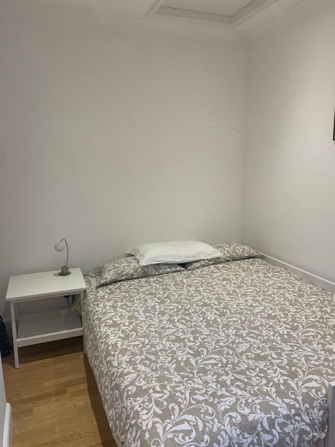 Beautiful One Bedroom Flat In The Heart Of Notting Hill Gate ลอนดอน ภายนอก รูปภาพ