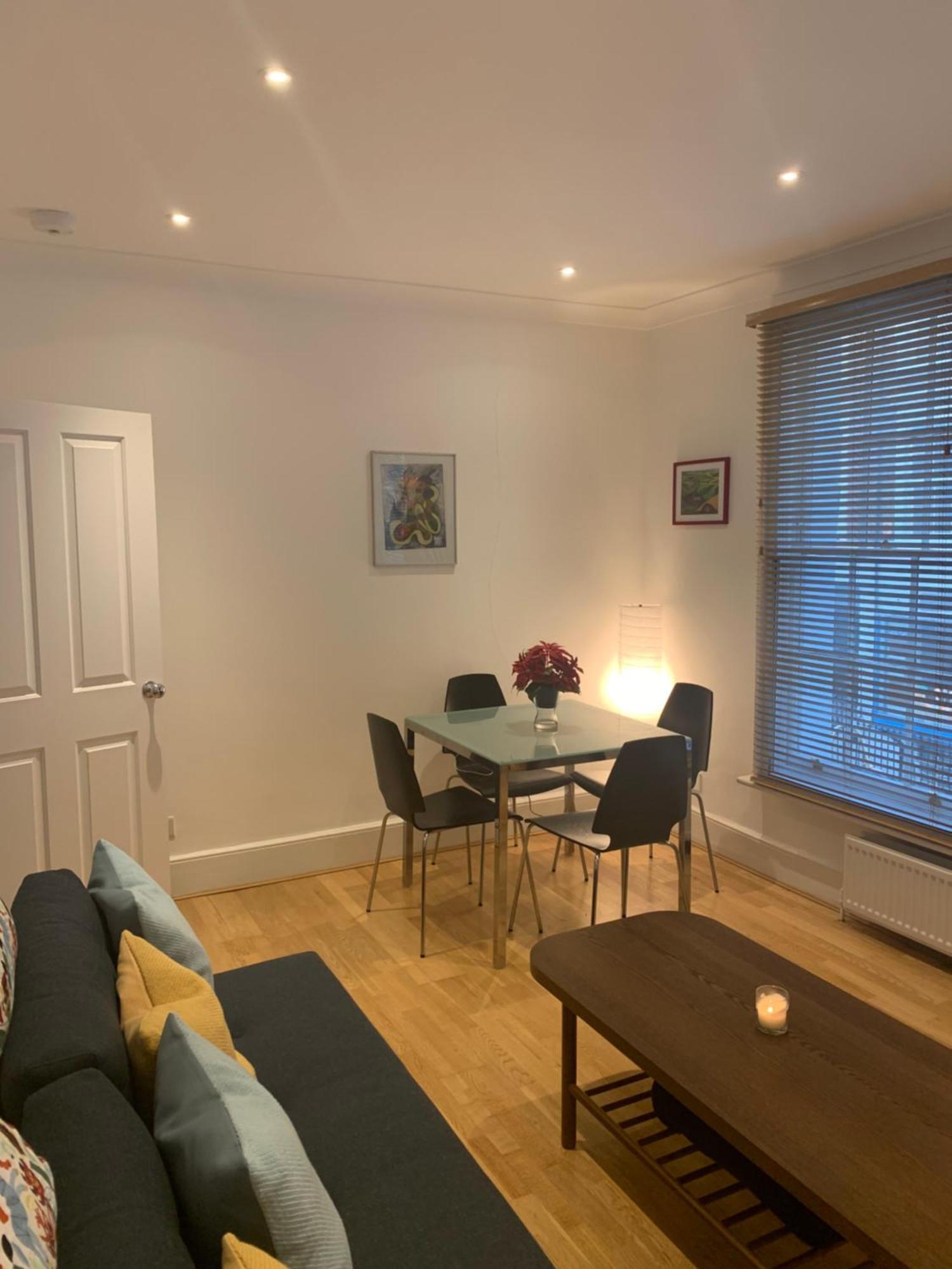 Beautiful One Bedroom Flat In The Heart Of Notting Hill Gate ลอนดอน ภายนอก รูปภาพ